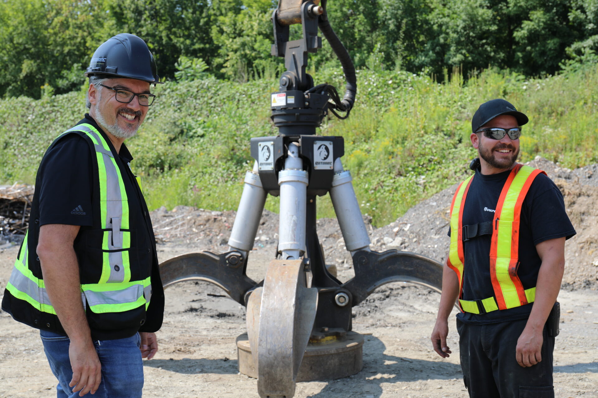 Scrap Yard Magnetic Grapple